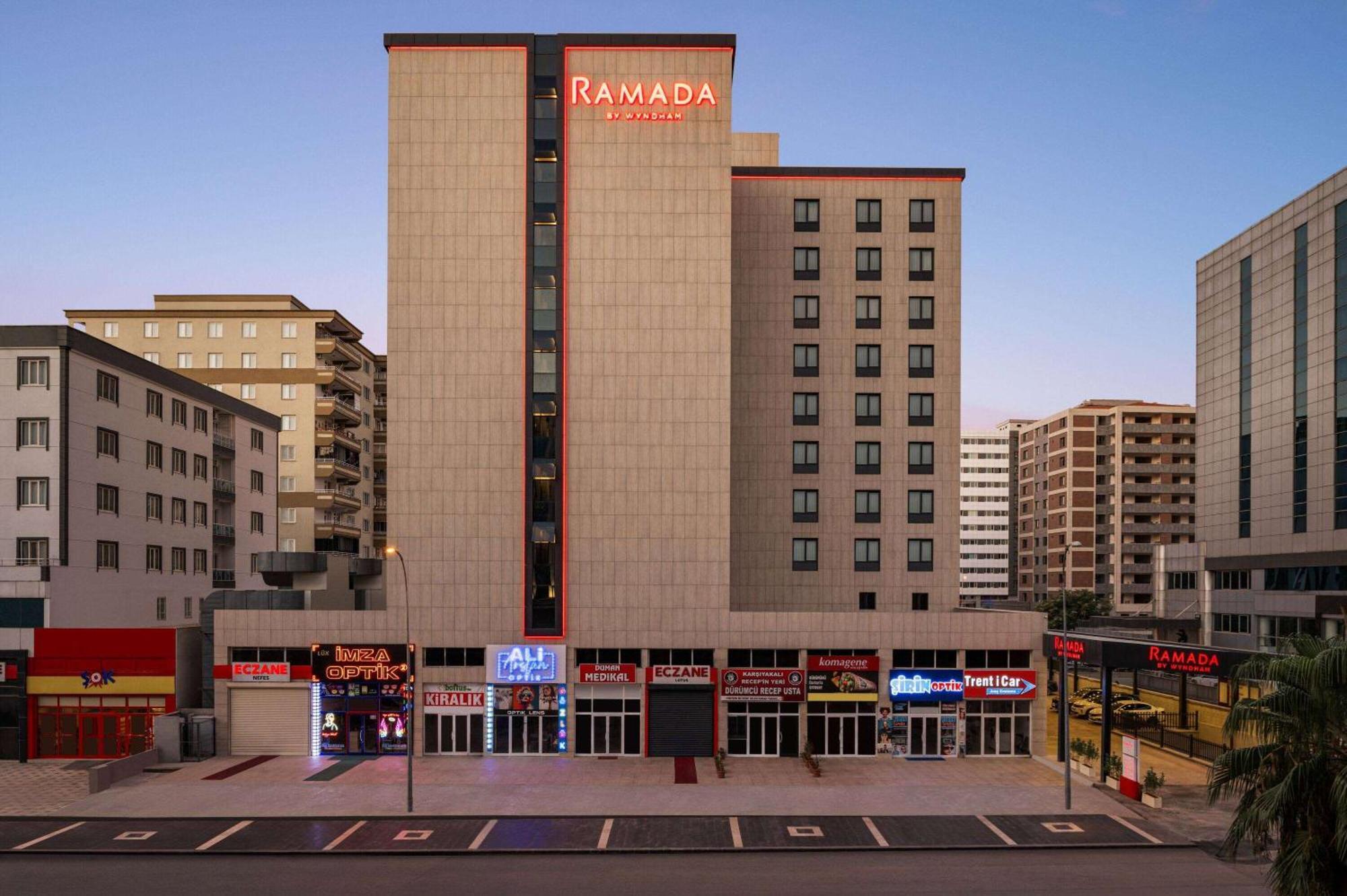 מלון Ramada By Wyndham גזיאנטפ מראה חיצוני תמונה