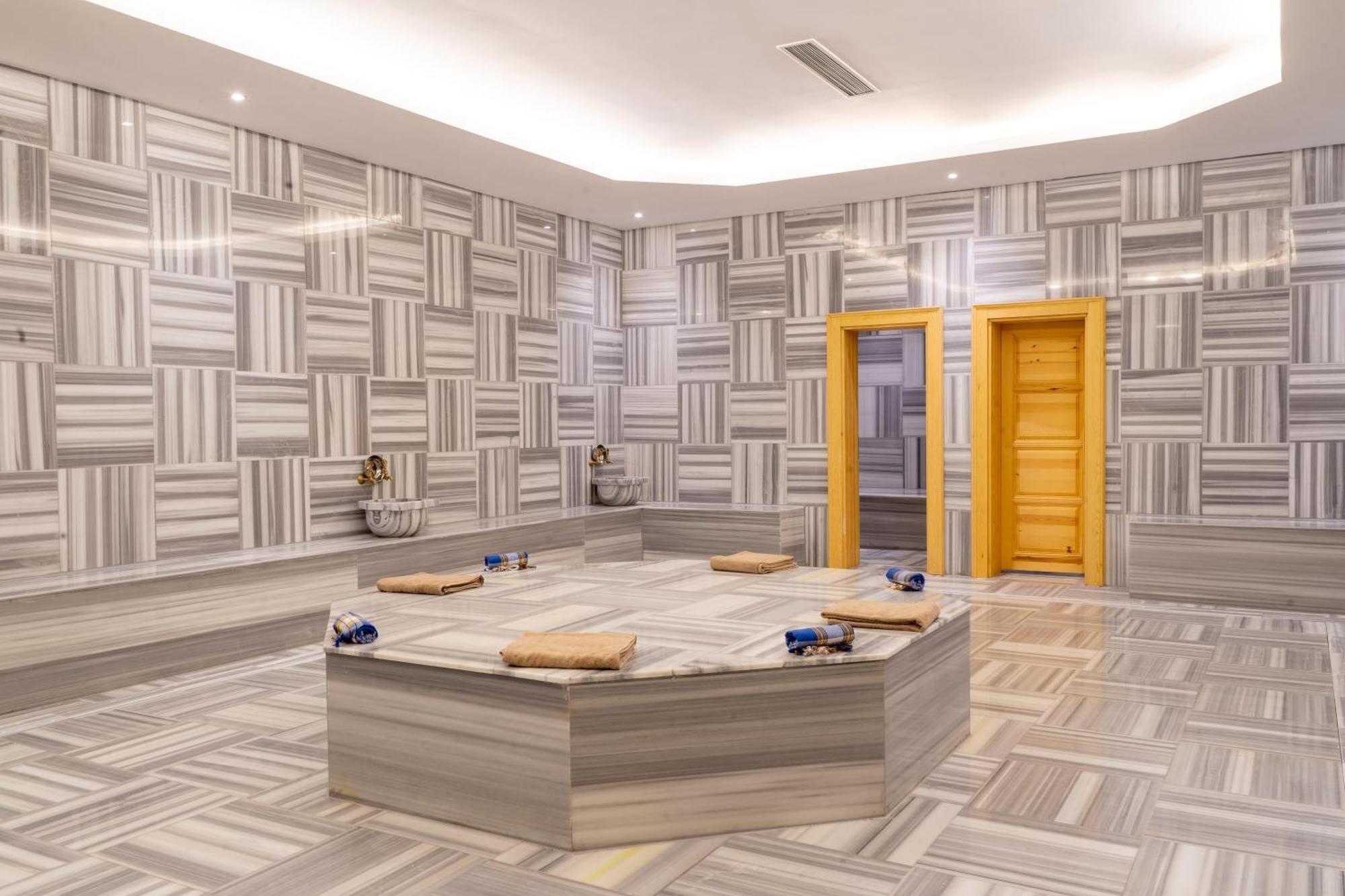 מלון Ramada By Wyndham גזיאנטפ מראה חיצוני תמונה